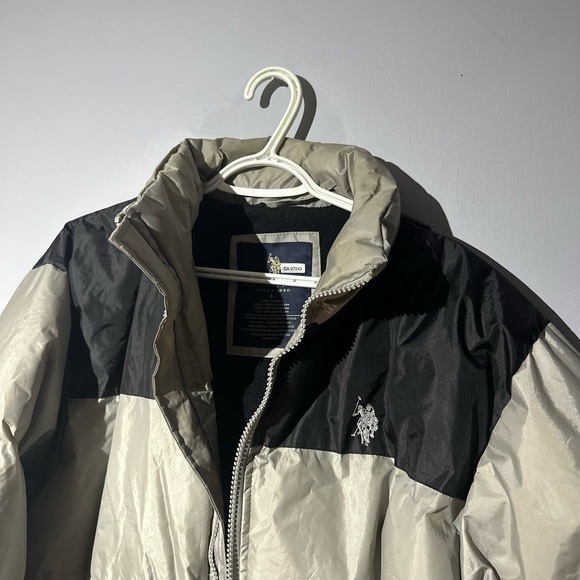 US Polo Assn. Puffer Jacket, Large - Picture 2 of 4
